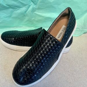 Steve Madden black braided leather slip on shoes size 7.5